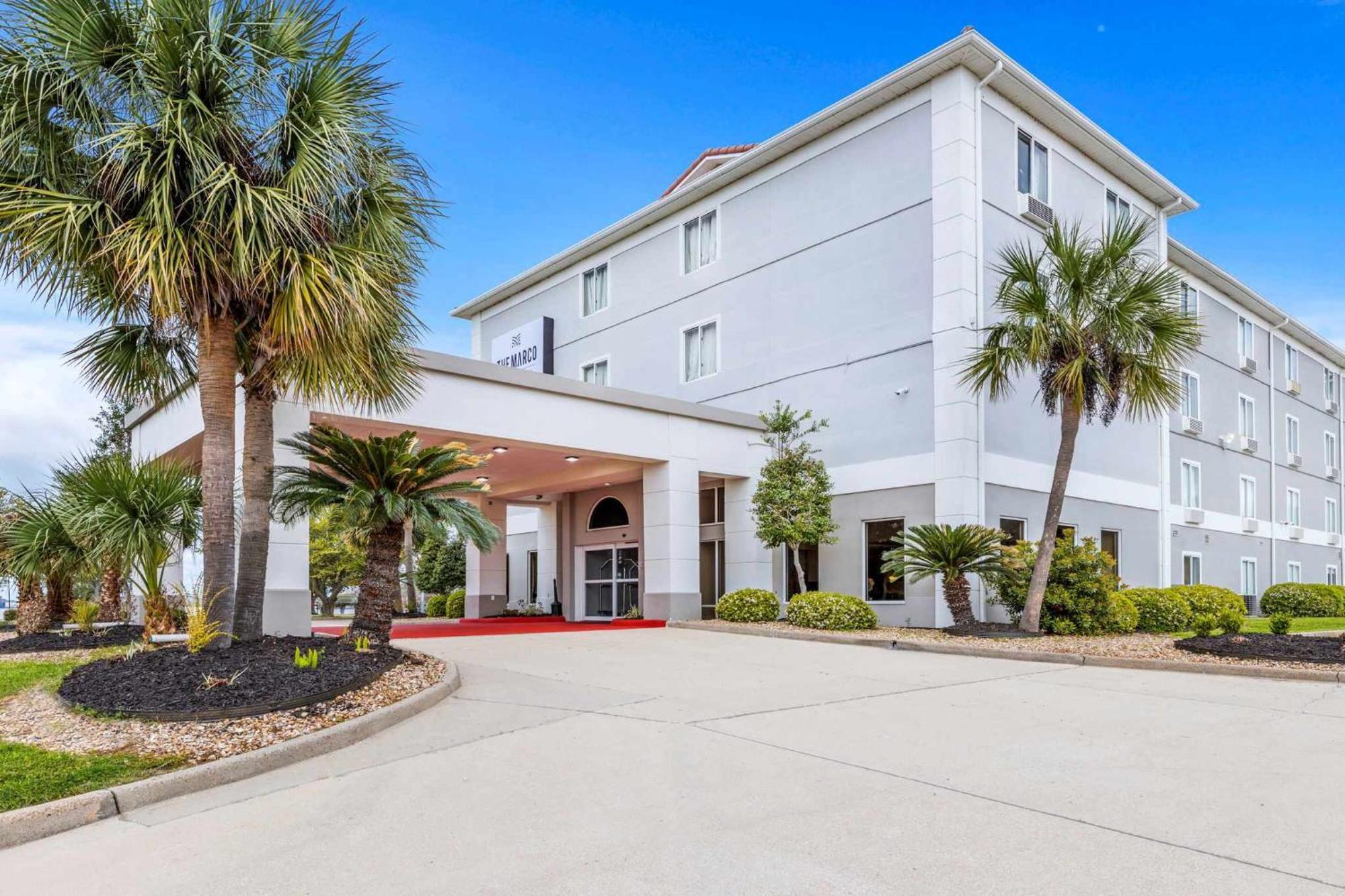 The Marco Hotel Lake Charles Bagian luar foto